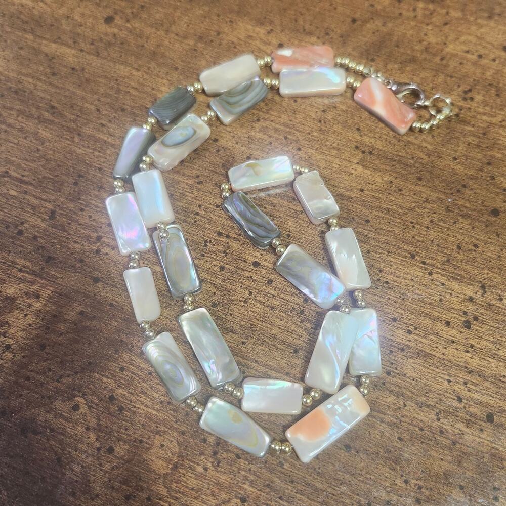 Mother of Pearl Abalone Shell Rectangle Bead Necklace Peach Gold Tone 24 Coastal - Picture 7 of 8